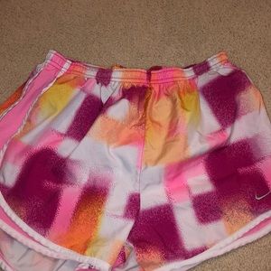 Nike shorts size medium